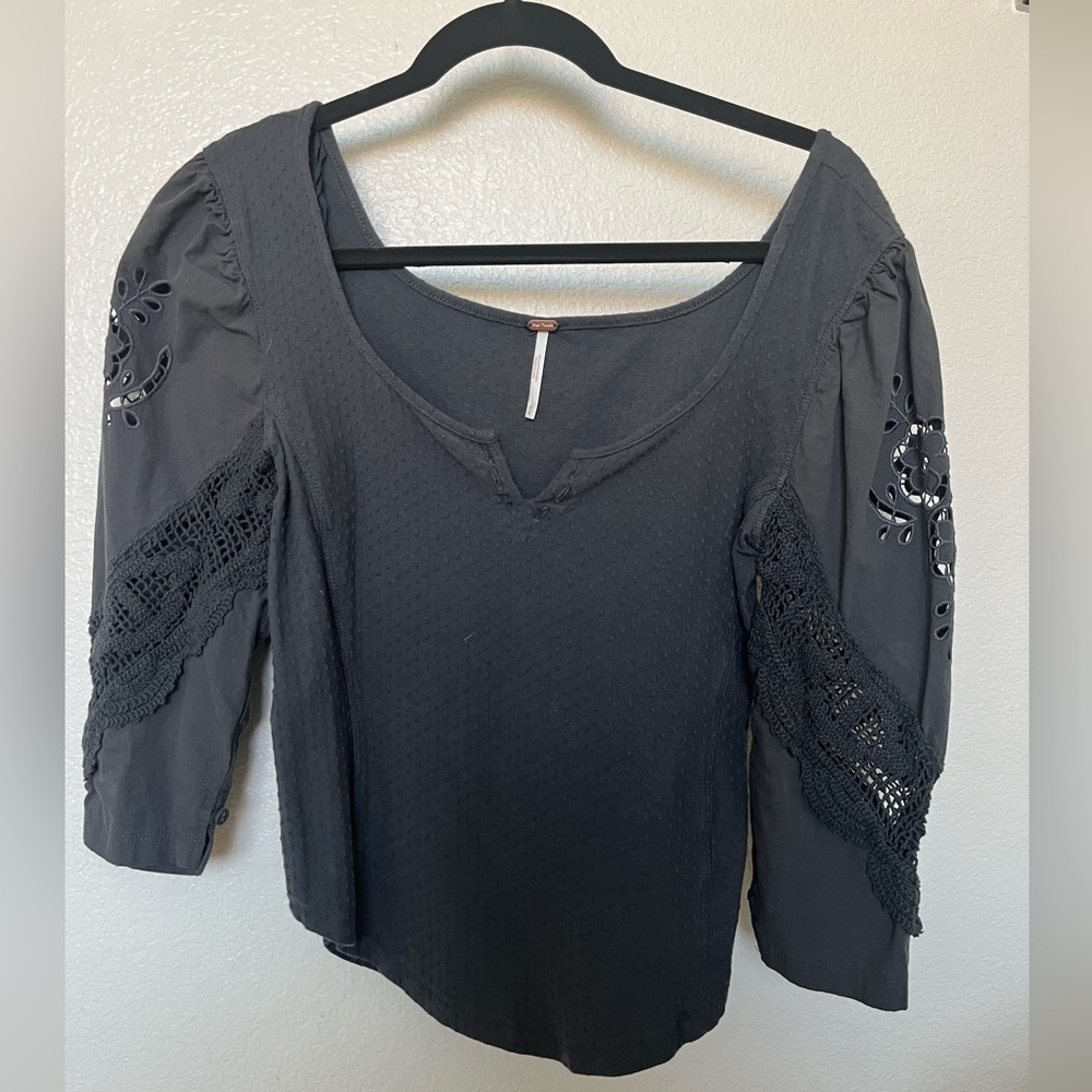 Free people 3/4 sleeve. Beautiful detail on sleeves. Med. Blue/ grey